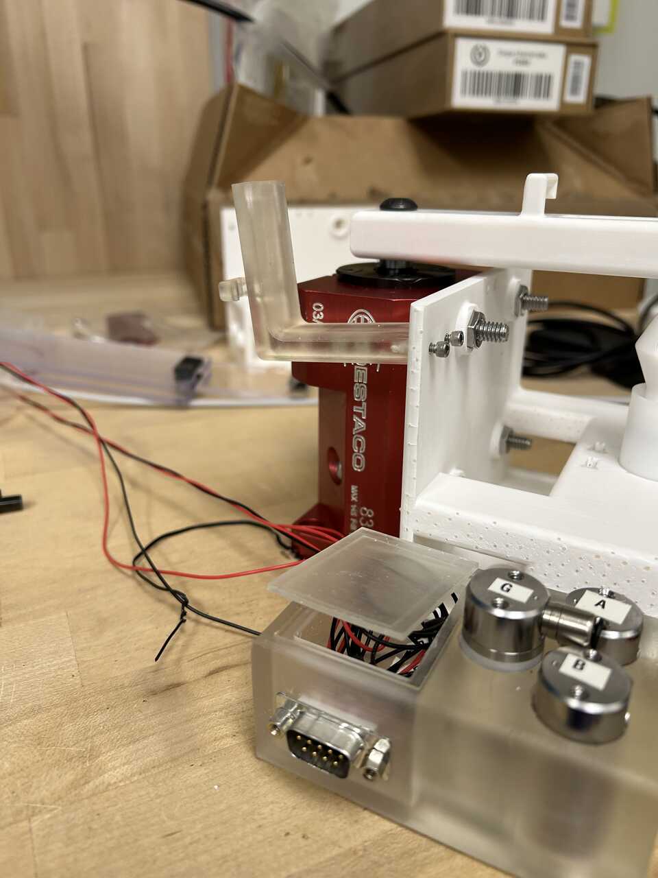 Full-up arm mounting detail